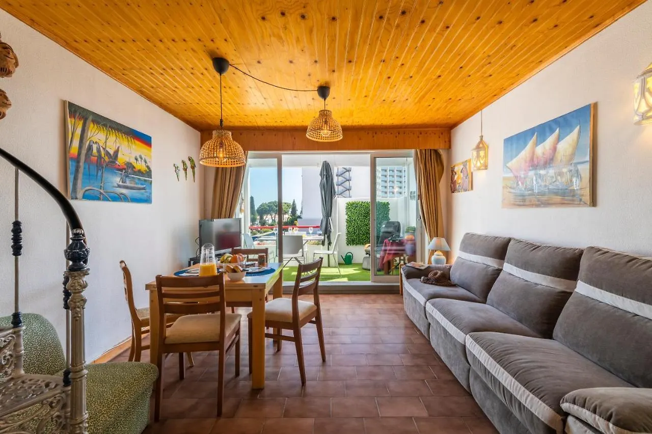 Casa Do Sol Residence contacts